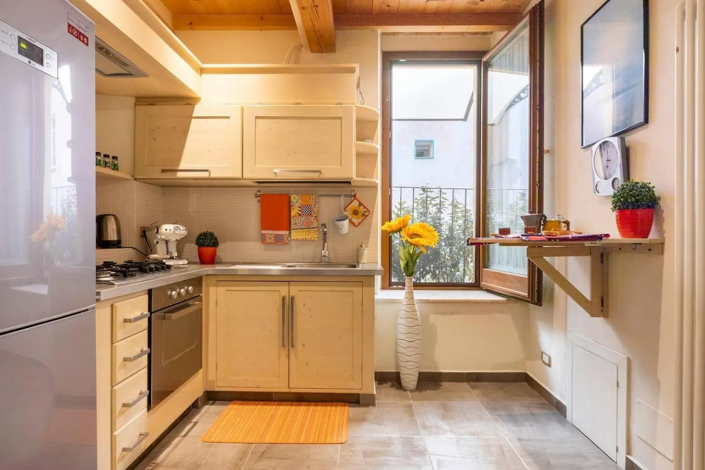 Sun Flowers House Apartment Pitigliano