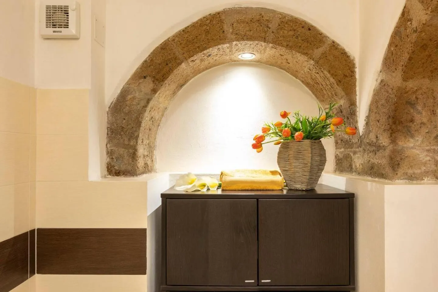 Sun Flowers House Pitigliano
