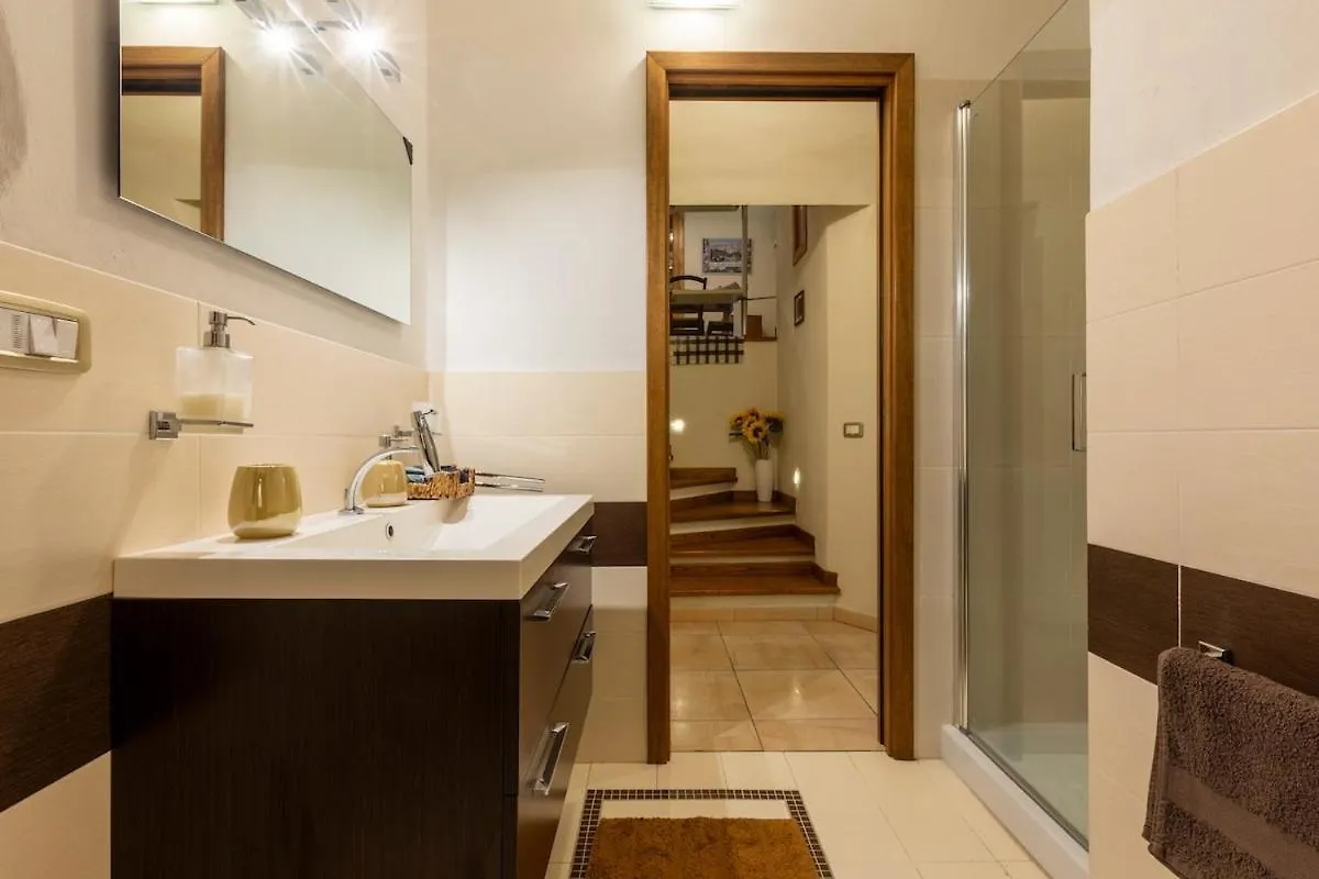 Apartment Sun Flowers House Pitigliano