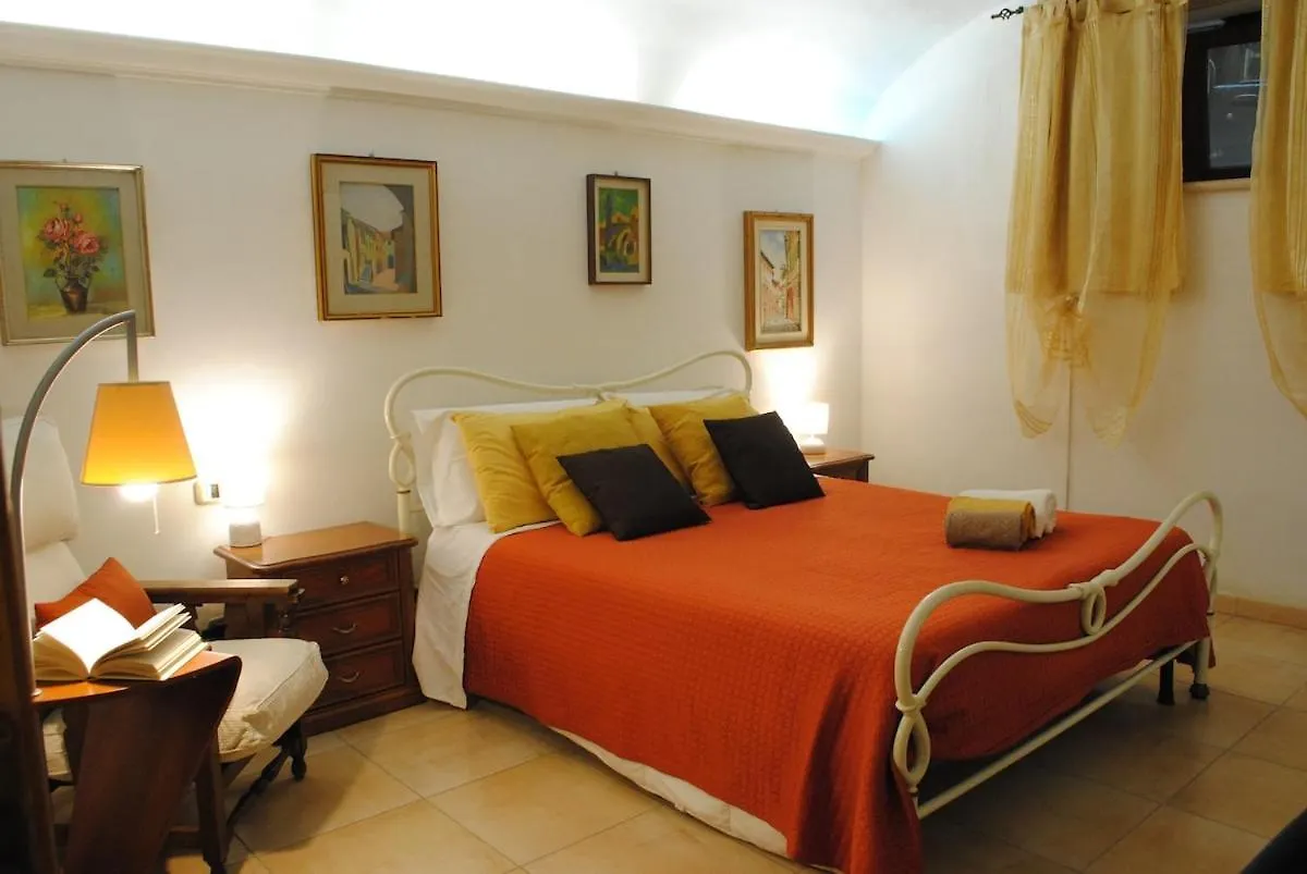 Apartment Sun Flowers House Pitigliano Italy